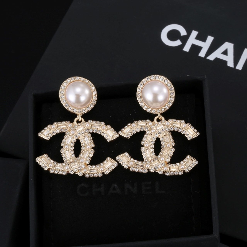 Ba*len*cia*ga earrings